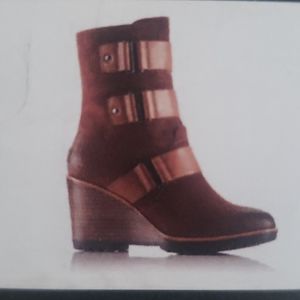 Sorel AFTER HOURS suede boots